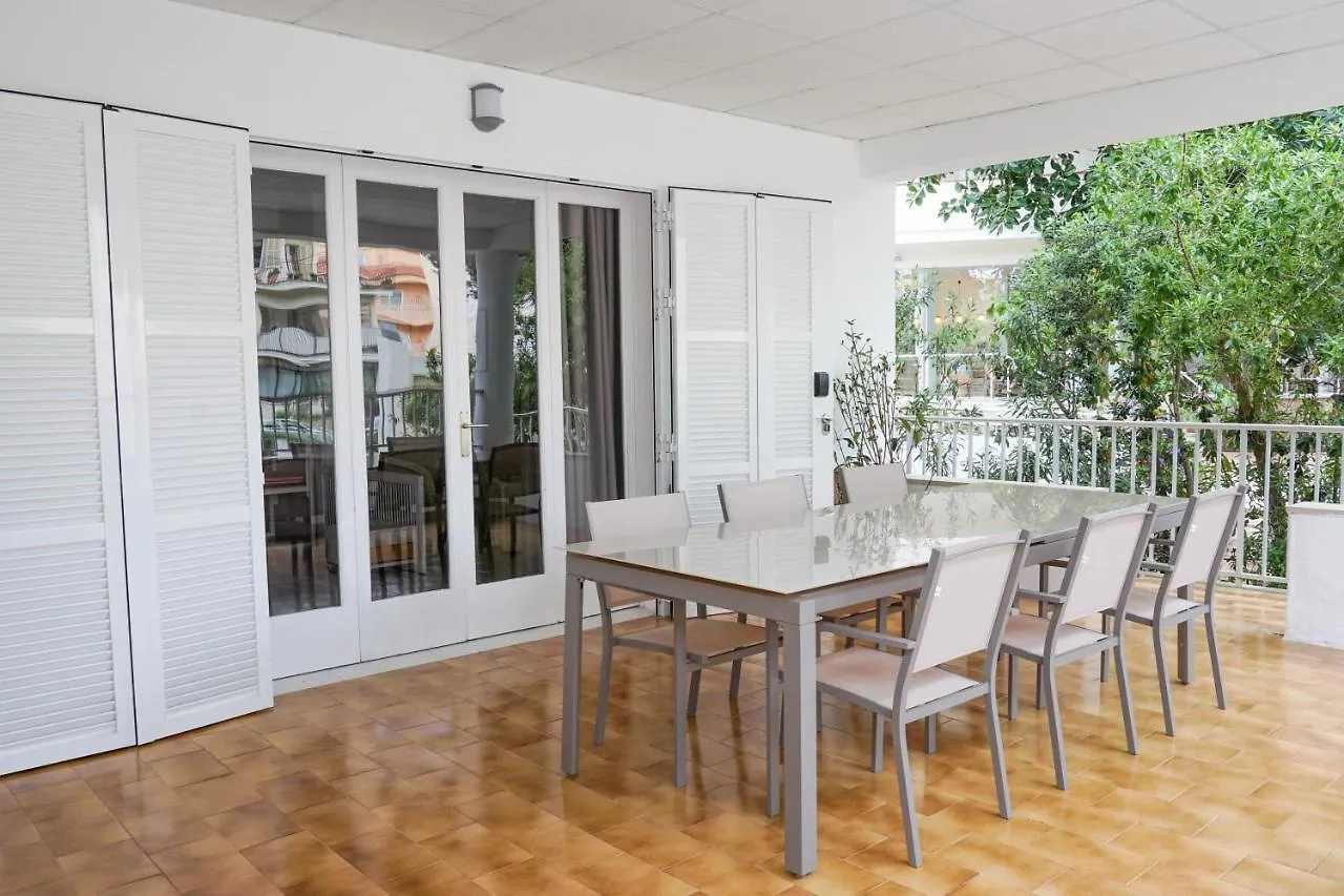 Houm Villa Plaza Arosa Palma de Mallorca Spain