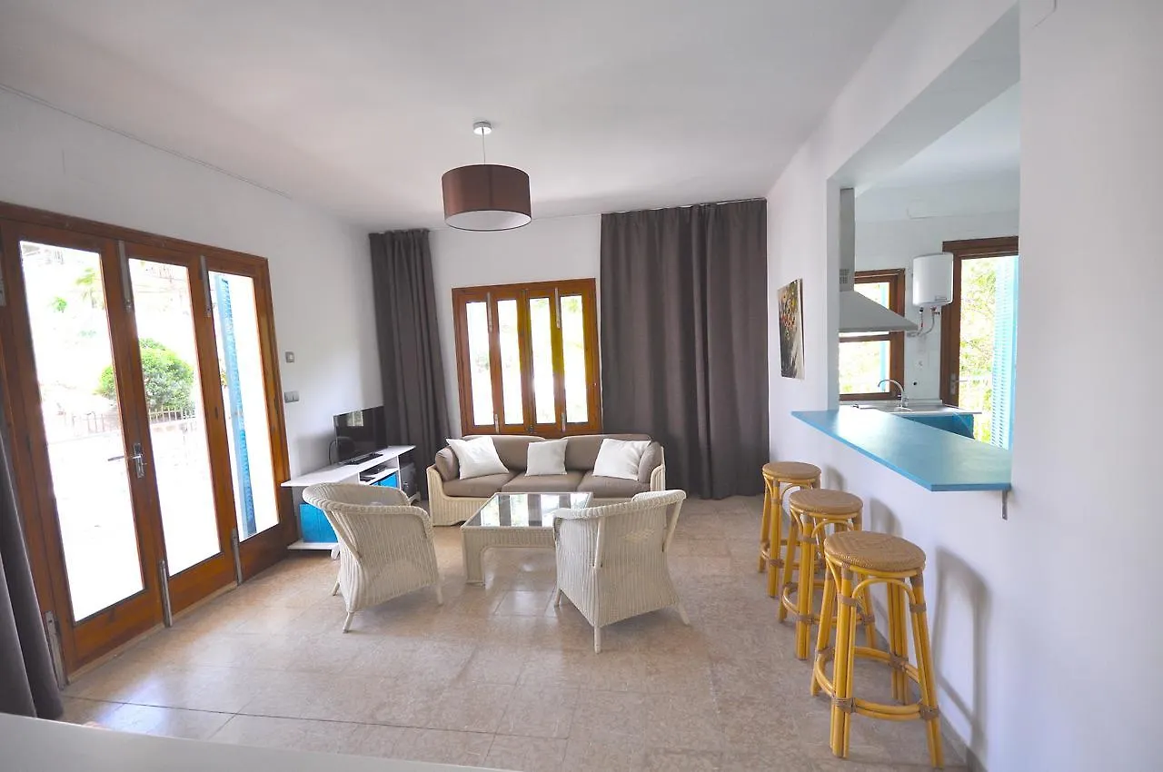 Houm Villa Plaza Arosa Palma 0*,